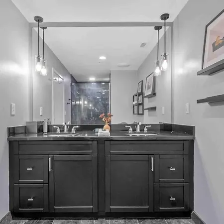 Lovely 2Bdrm 2Bath Thorton Park Condo With Secure Parking Orlando Exterior photo