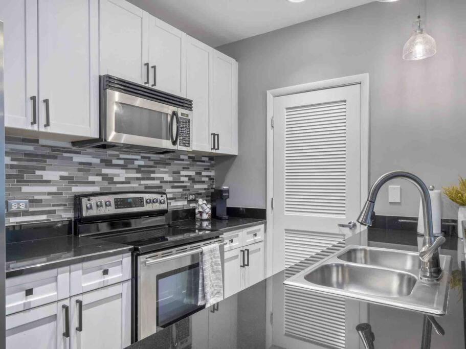 Lovely 2bdrm 2bath Thorton Park With Secure Parking Appartement