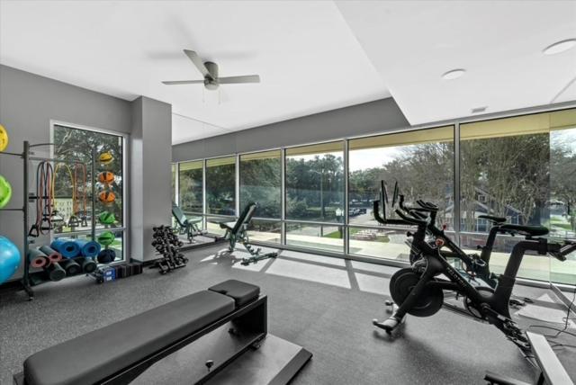 Lovely 2bdrm 2bath Thorton Park With Secure Parking Appartement
